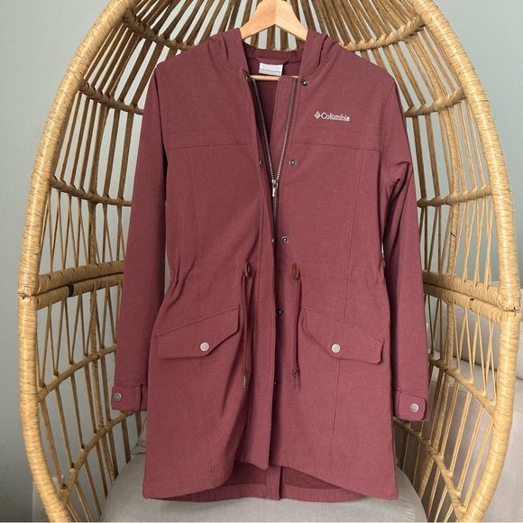 Columbia Jackets & Blazers - Columbia Long Softshell Jacket Burgundy Hooded XS Lightweight